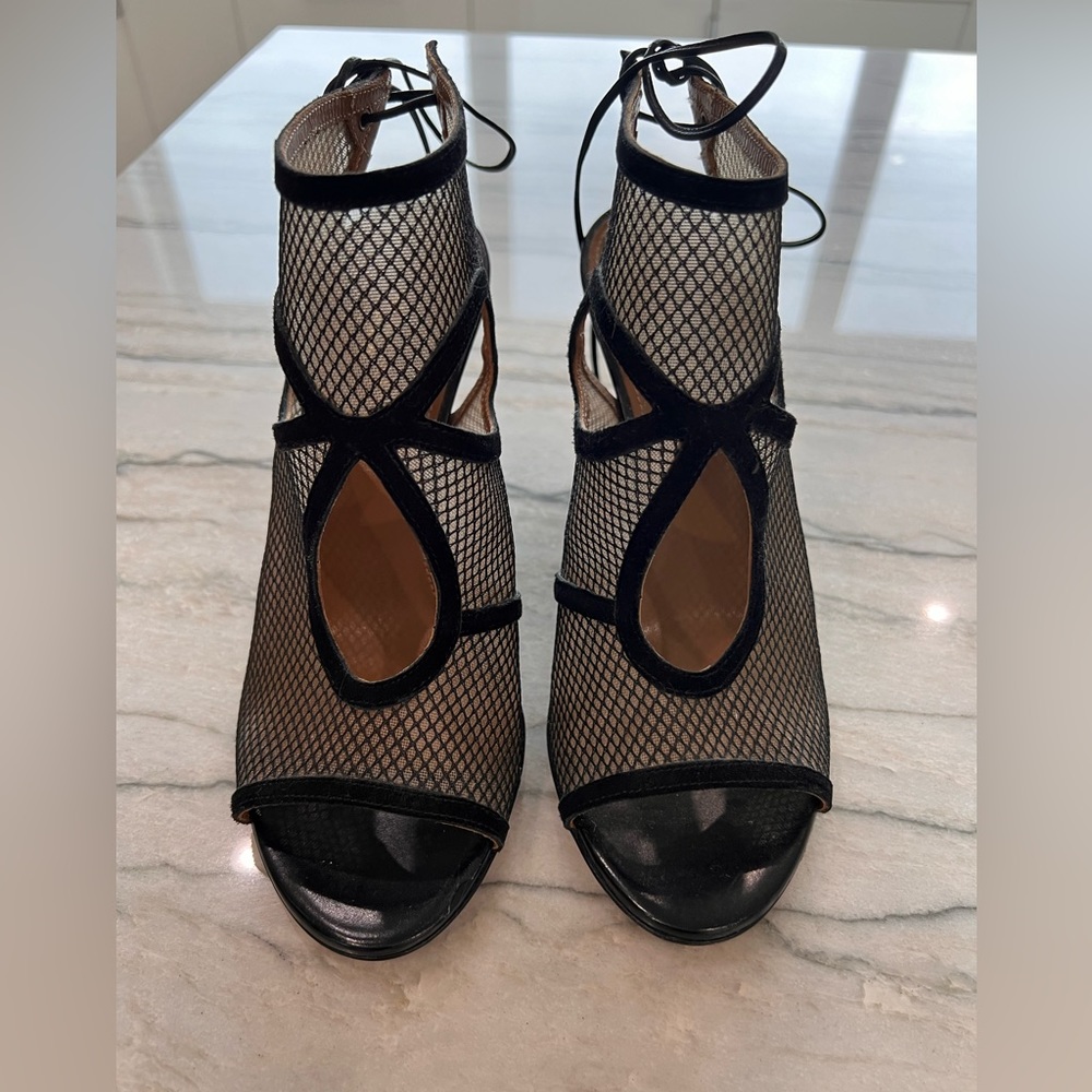 aquazzura black wedge mesh sandal. Size 38 1/2.good condition, worn two times.